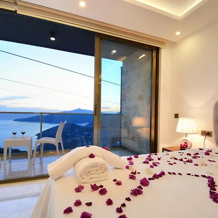 Bella * Kaş
