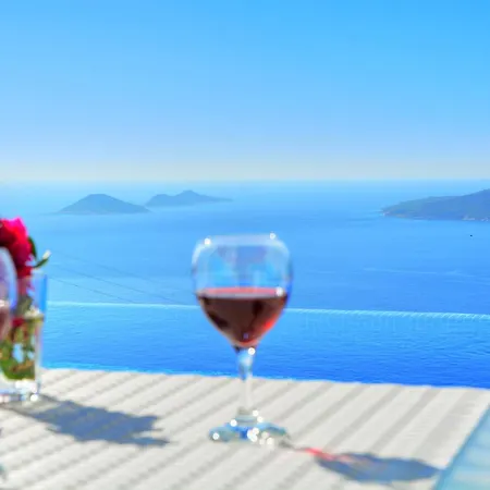 Bella Villa *