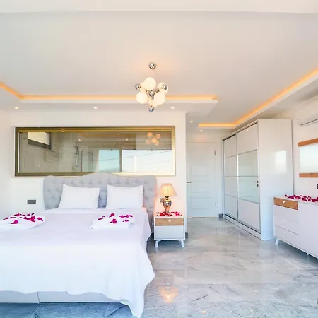 Bella Villa *